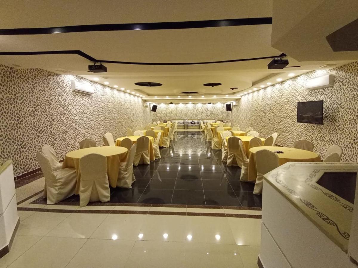 Celine Al Motamaiza Furnished Apartment Jeddah Eksteriør billede