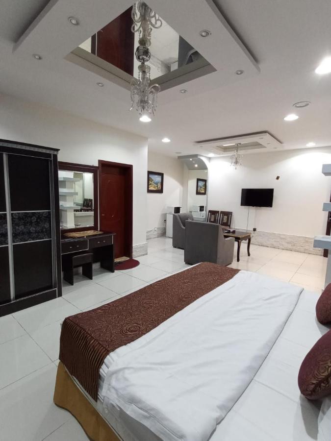Celine Al Motamaiza Furnished Apartment Jeddah Eksteriør billede